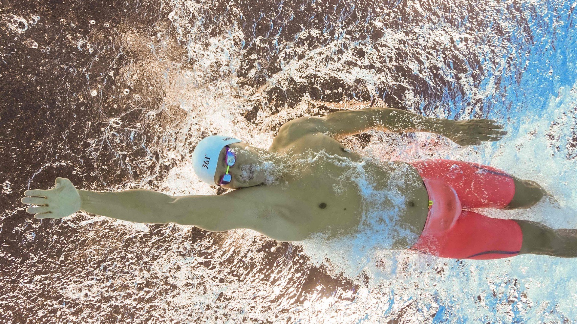 九游体育登录入口-冰壶巡回赛：冷静裁判的策略对决，冰壶裁判法