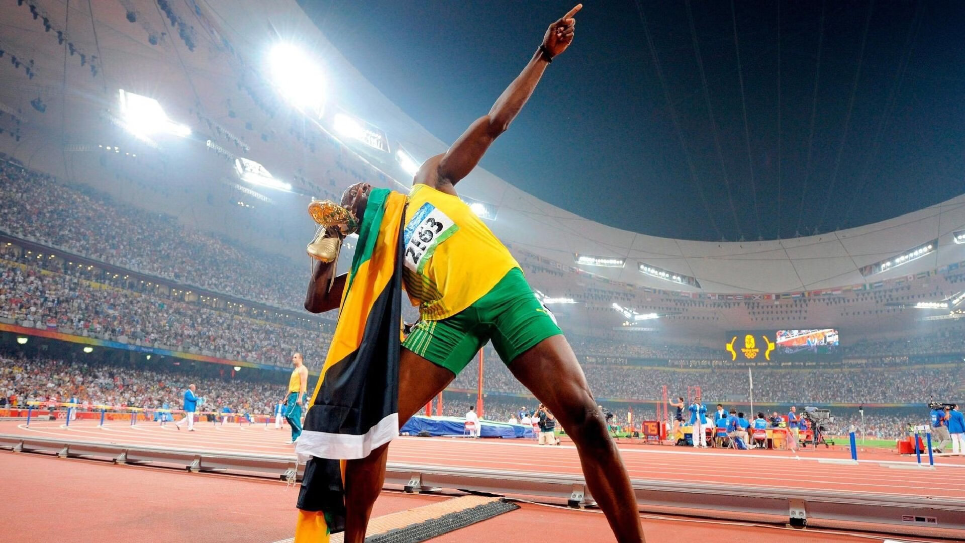 拜仁慕尼黑再展必胜，夺冠前景待定神秘迎临，拜仁慕尼黑2021