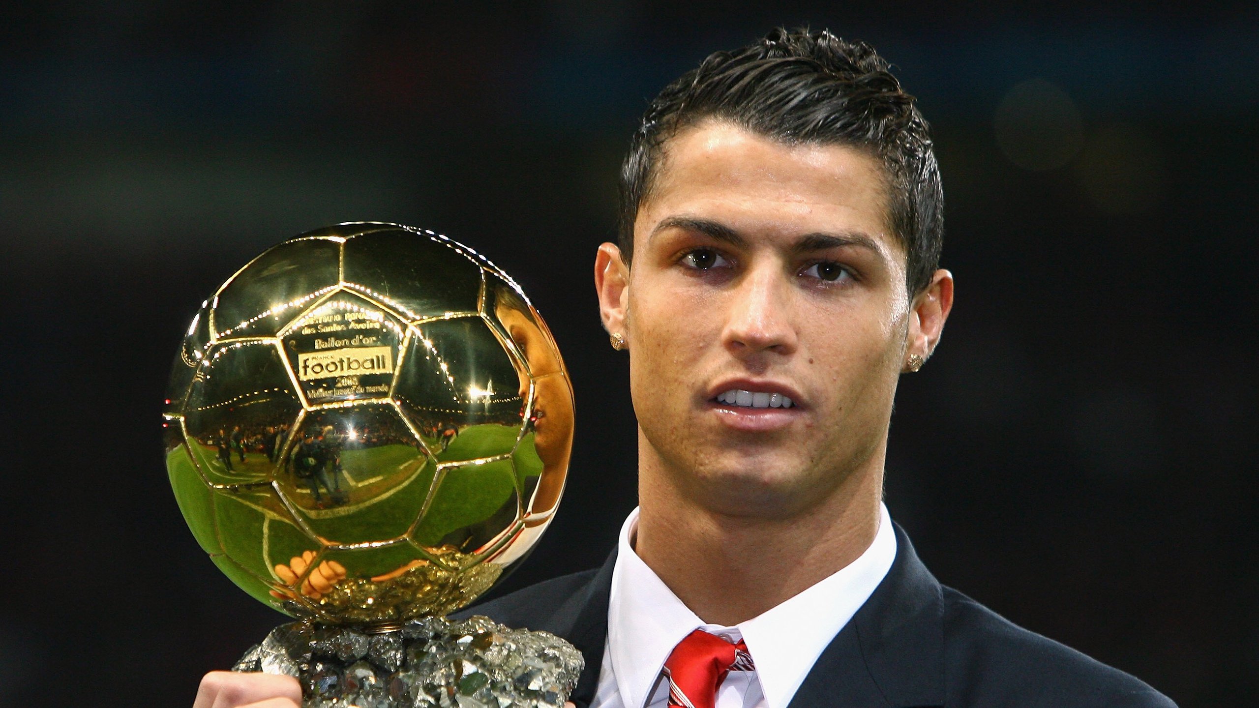 石油人防守压迫力加强，石油人防守压迫力加强